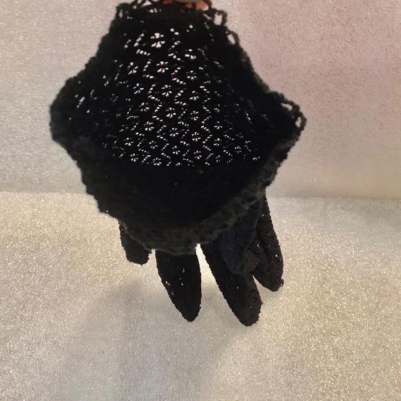 Vintage Van Raalte Black Stretch Lace Hand Gloves Made in Japan - Picture 3 of 6